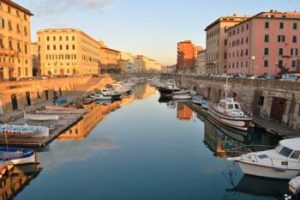 Percorsi a piedi, Livorno ottava per Holidu