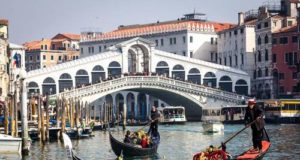 Percorsi a piedi, Venezia è in testa nella classifica di Holidu